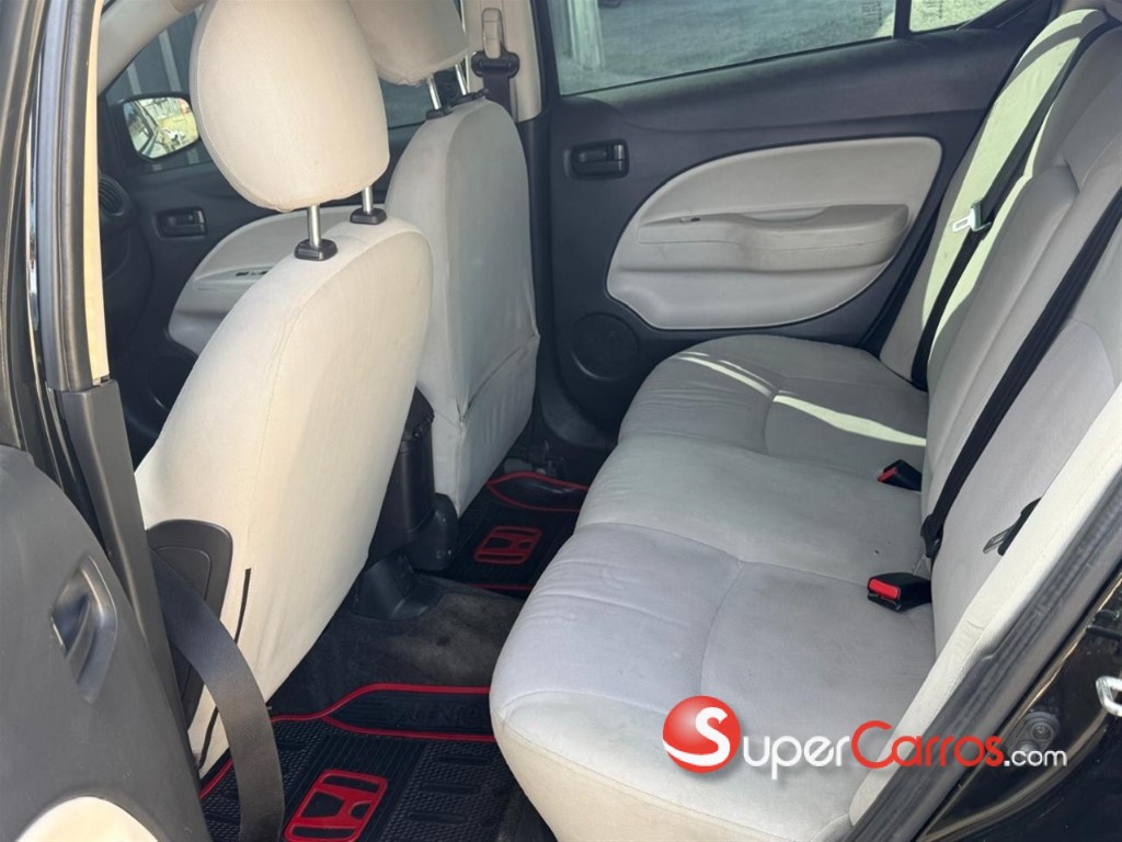2019 Mitsubishi Motors Mirage ES — foto 8 / 8