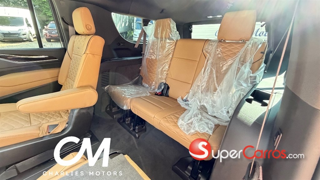 2024 Cadillac Escalade Premium Luxury Long — foto 11 / 12