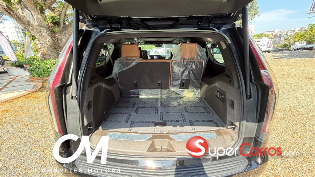 2024 Cadillac Escalade Premium Luxury Long — foto 12 / 12