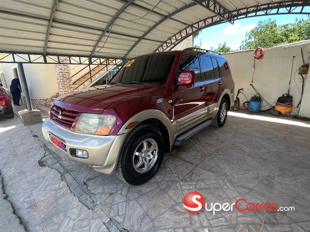 2002 Mitsubishi Motors Montero