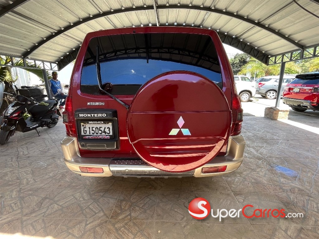 2002 Mitsubishi Motors Montero — foto 4 / 9