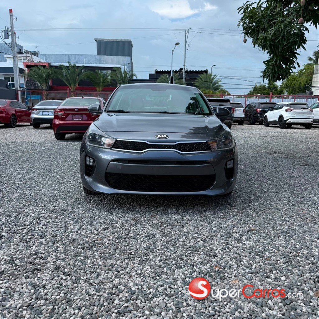 2020 Kia Rio S — foto 2 / 12