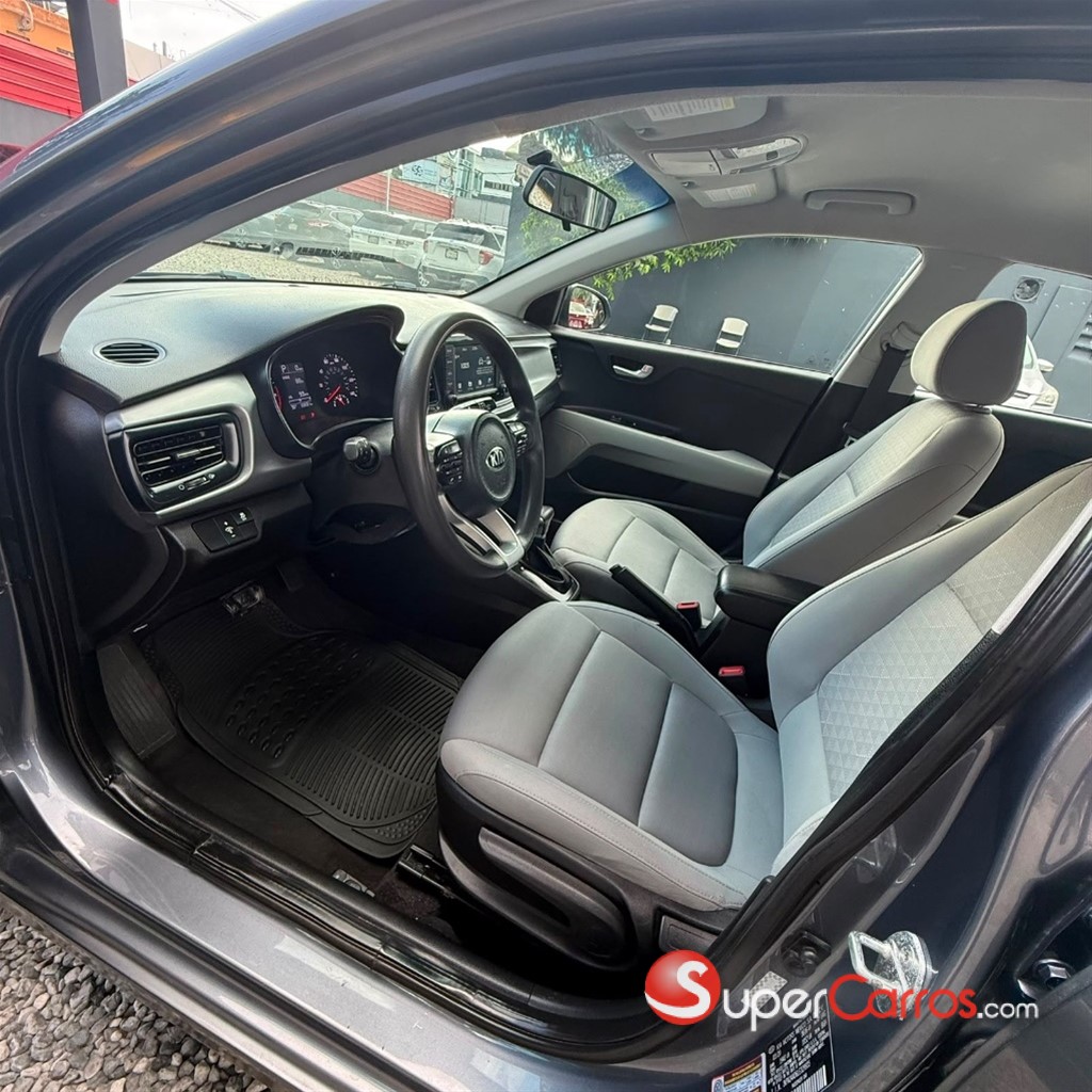 2020 Kia Rio S — foto 7 / 12