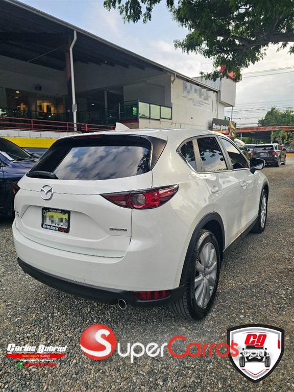 2021 Mazda CX-5 Touring — foto 3 / 10
