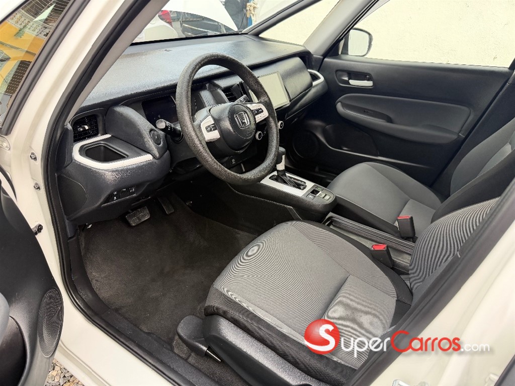 2021 Honda Fit — foto 8 / 12