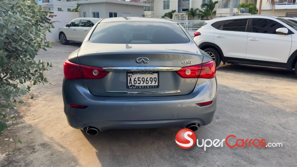 2016 Infiniti Q-50 — foto 3 / 6