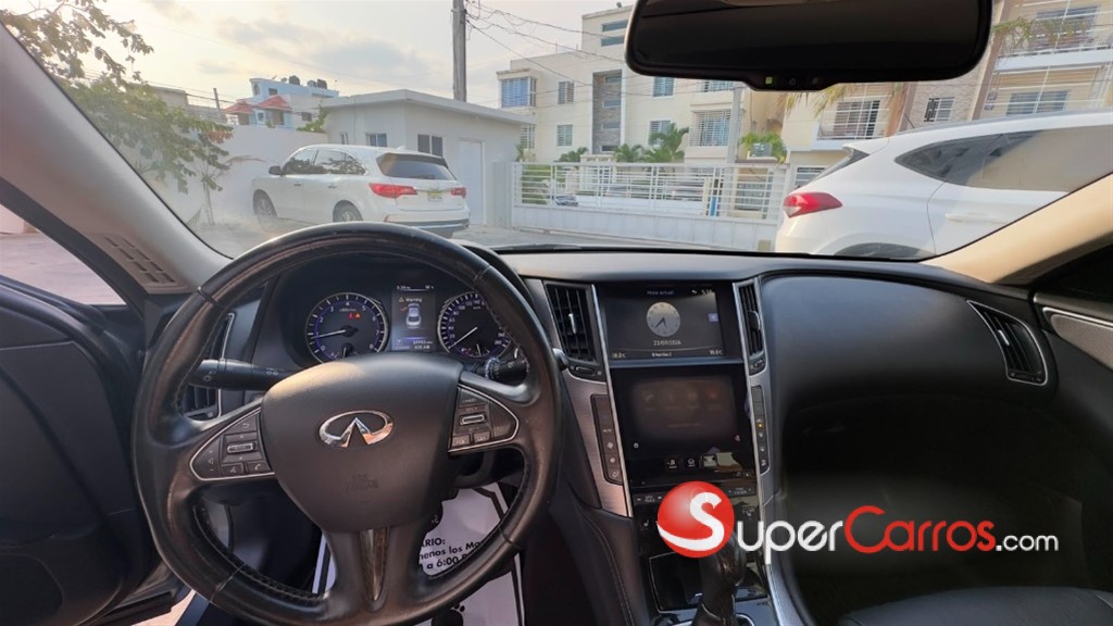 2016 Infiniti Q-50 — foto 5 / 6
