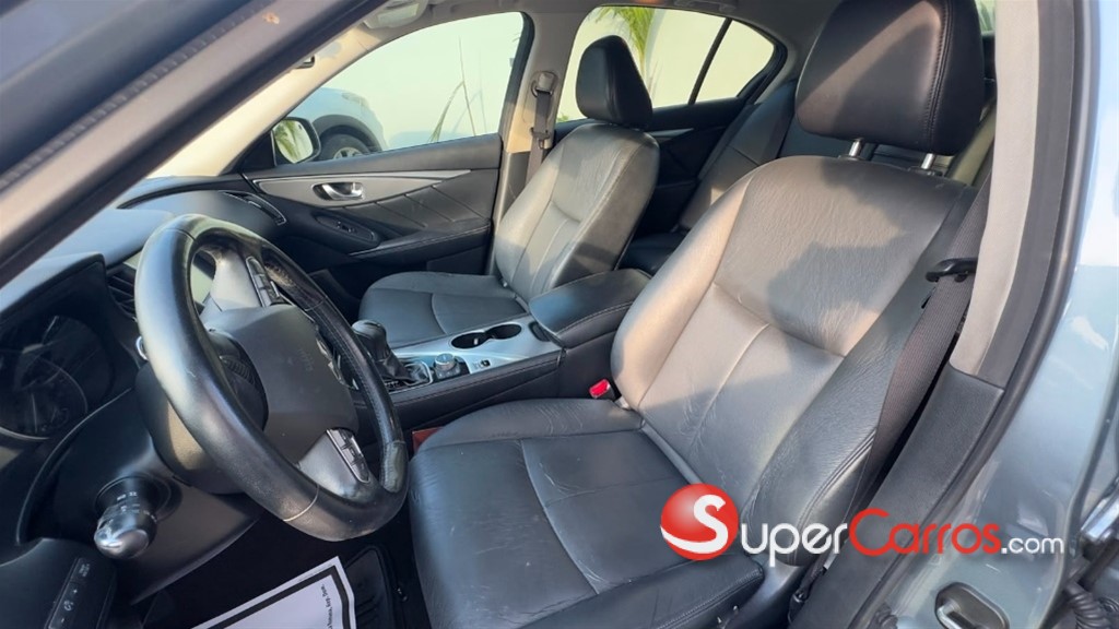 2016 Infiniti Q-50 — foto 6 / 6