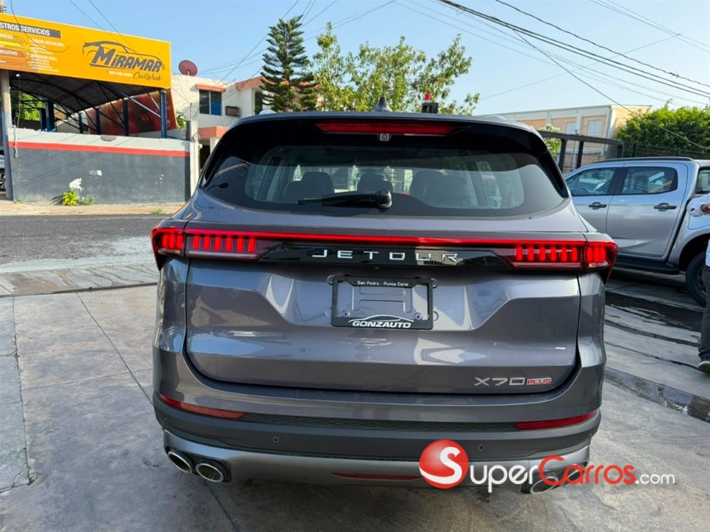 2027 Jetour X70 PLUS — foto 5 / 11