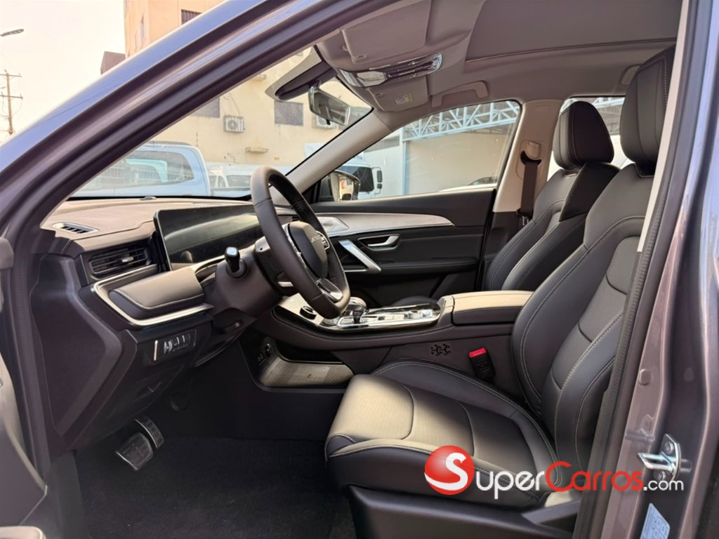 2027 Jetour X70 PLUS — foto 10 / 11