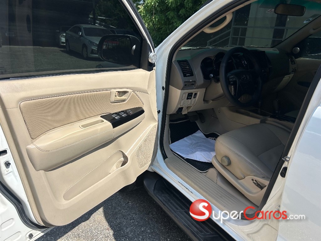 2007 Toyota Hilux — foto 7 / 11