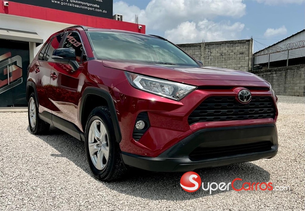 2020 Toyota RAV4 XLE Premium