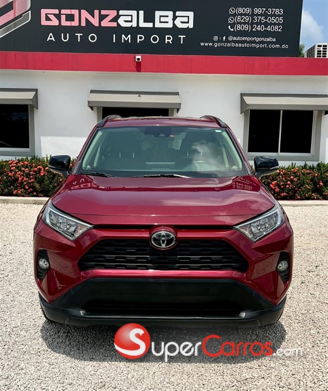2020 Toyota RAV4 XLE Premium — foto 3 / 11