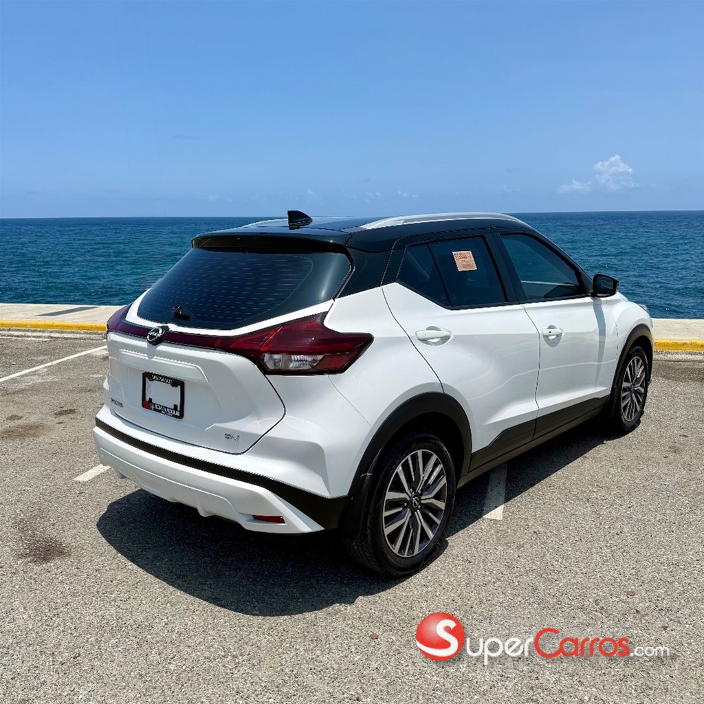 2023 Nissan Kicks SV — foto 4 / 9