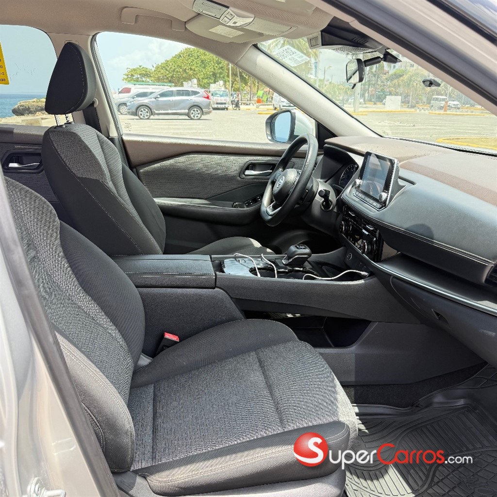 2021 Nissan Rogue SV FULL — foto 9 / 11