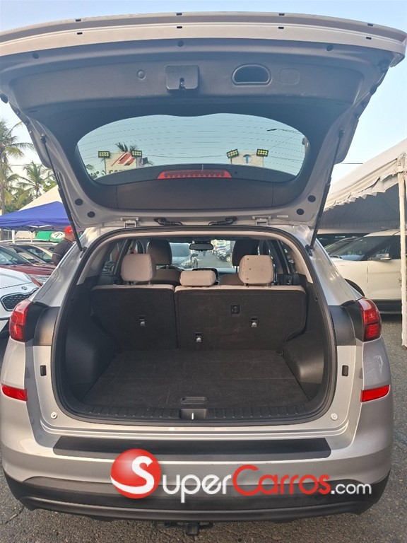 2020 Hyundai Tucson SEL — foto 11 / 12