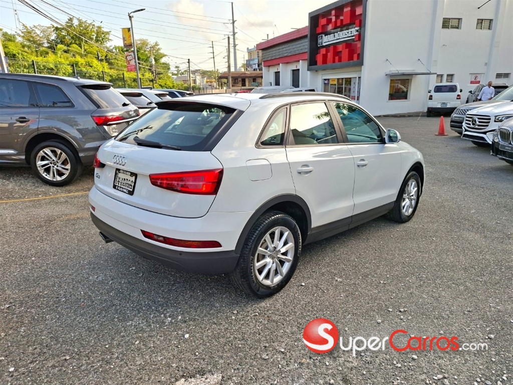 2016 Audi Q3 — foto 4 / 9