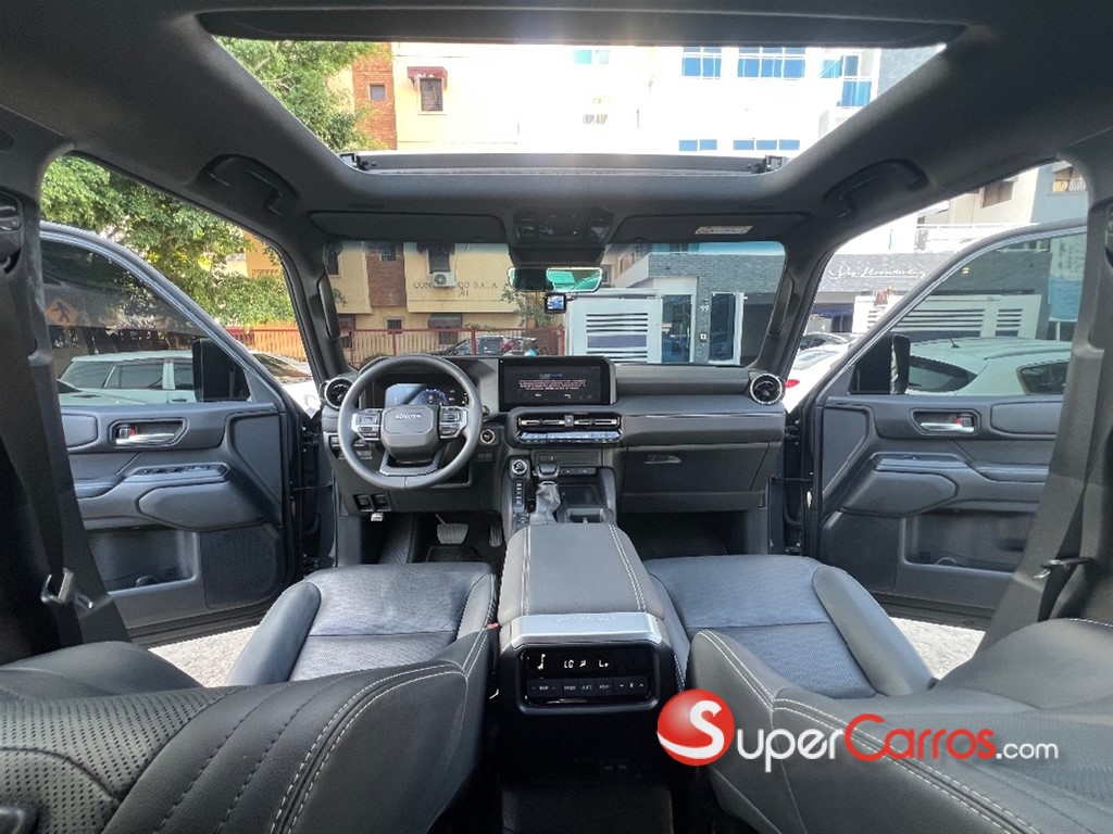 2025 Toyota Land Cruiser Prado All Rounder 02 — foto 10 / 12