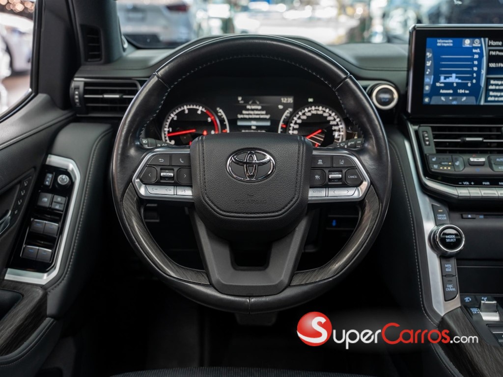 2023 Toyota Land Cruiser 300 VX-R — foto 11 / 12