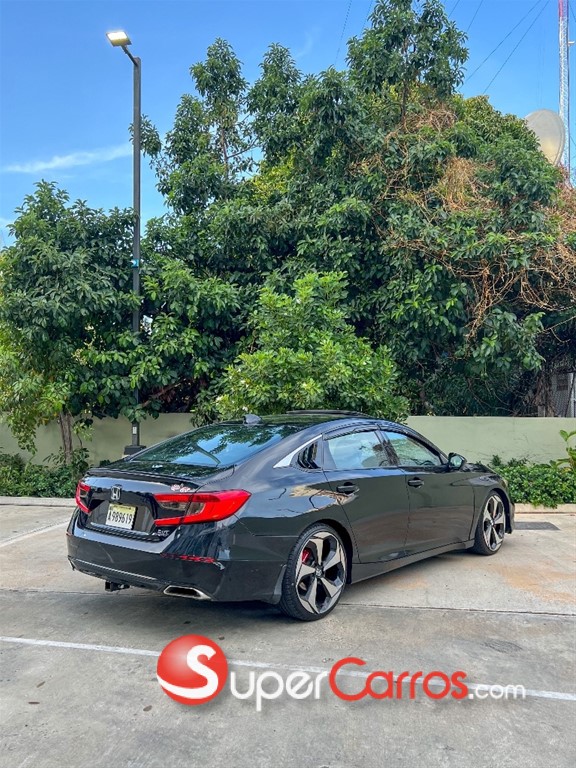 2020 Honda Accord Sport 2.0T — foto 4 / 9