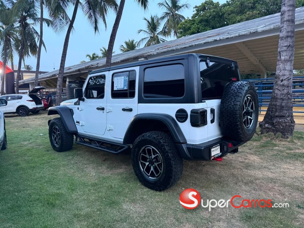 2024 Jeep Wrangler Rubicon — foto 3 / 11
