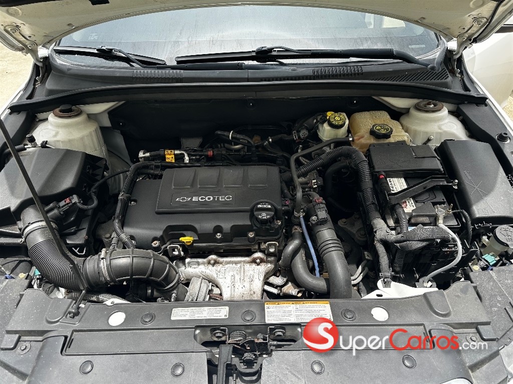 2016 Chevrolet Cruze LT — foto 3 / 9
