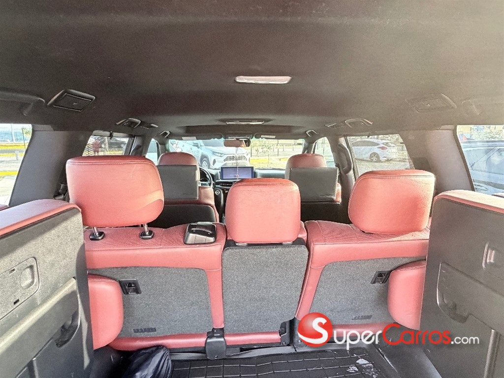 2019 Lexus LX 570 — foto 5 / 12