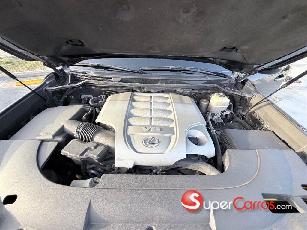 2019 Lexus LX 570 — foto 10 / 12