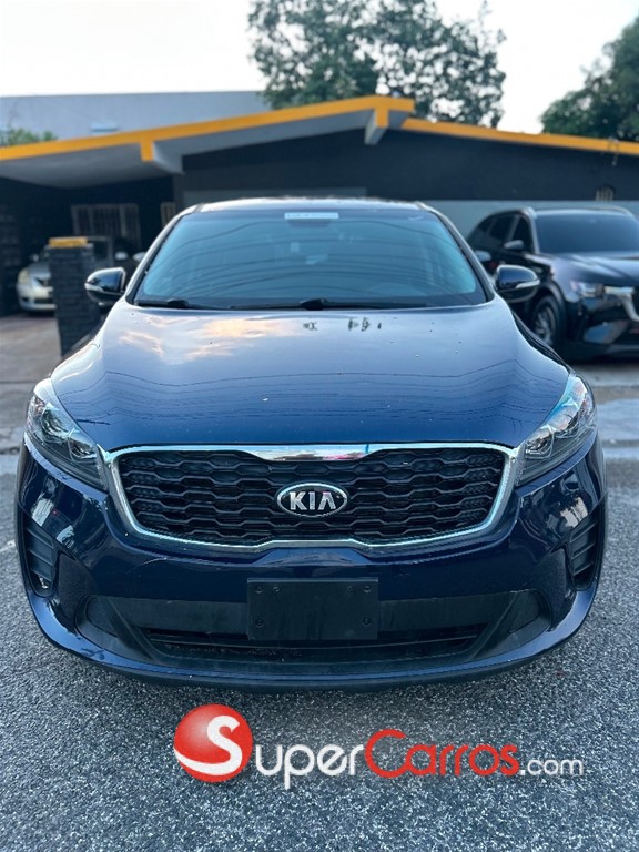 2020 Kia Sorento — foto 2 / 9