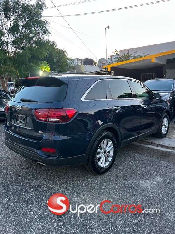 2020 Kia Sorento — foto 6 / 9