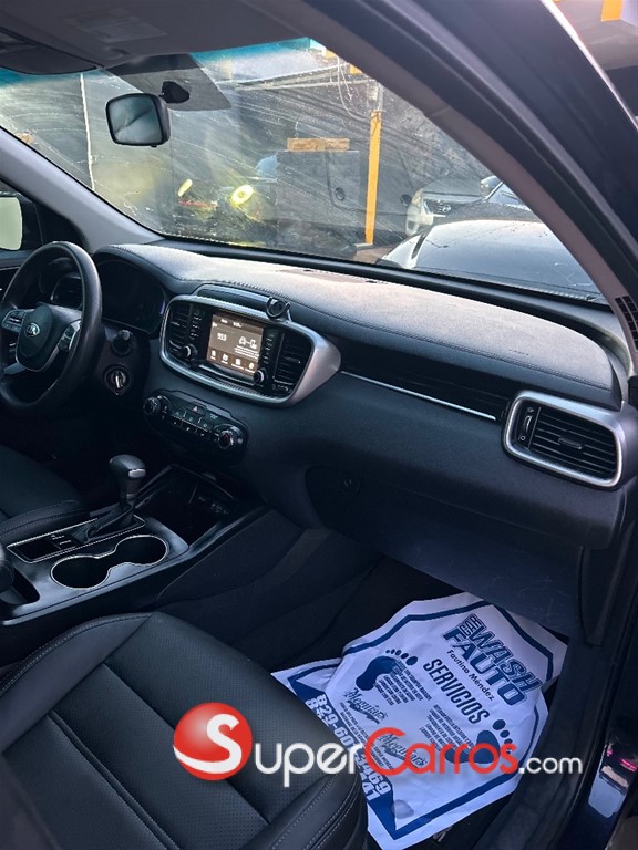 2020 Kia Sorento — foto 7 / 9