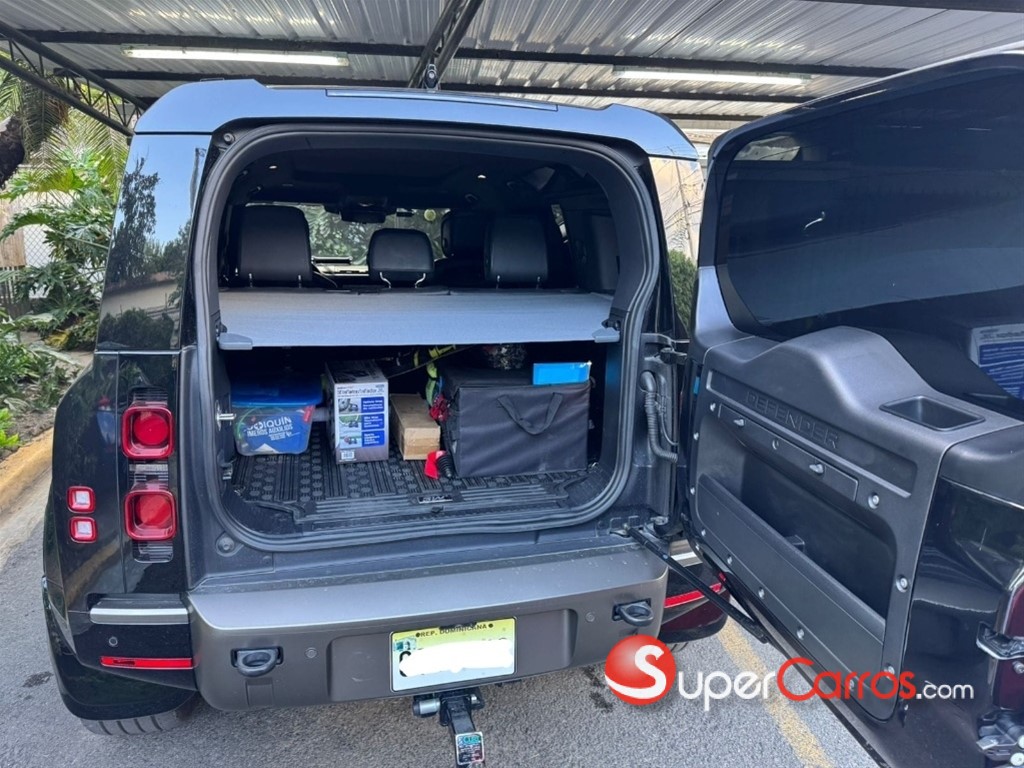 2021 Land Rover Defender P400 — foto 4 / 8
