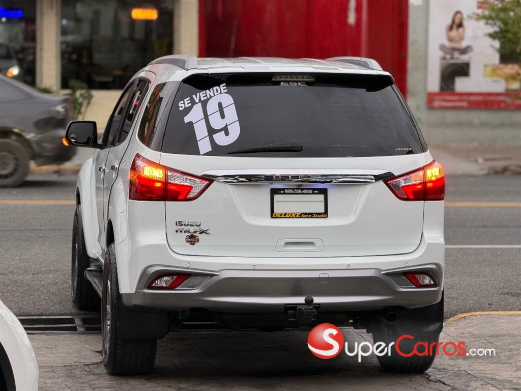 2019 Isuzu Mux — foto 8 / 11