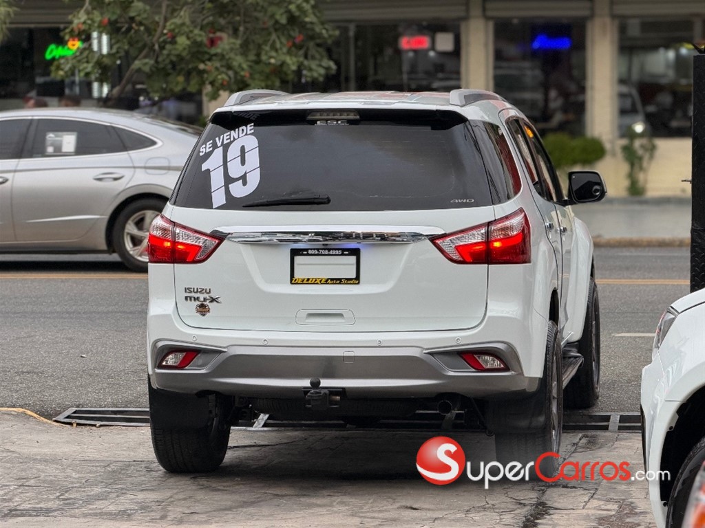 2019 Isuzu Mux — foto 9 / 11