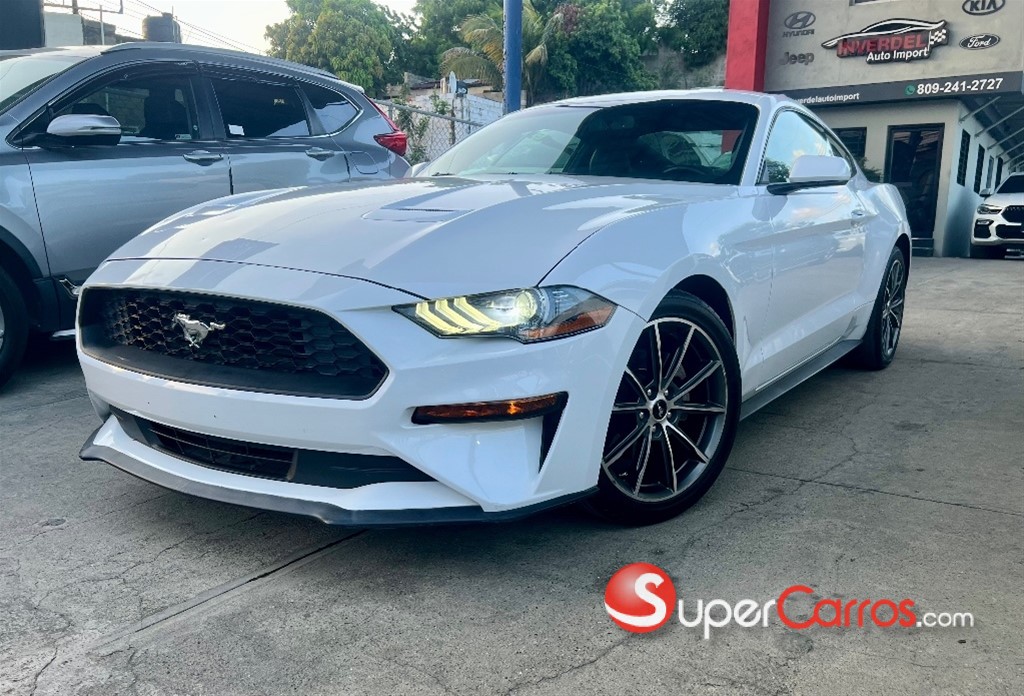 2019 Ford Mustang Ecoboost — foto 3 / 11