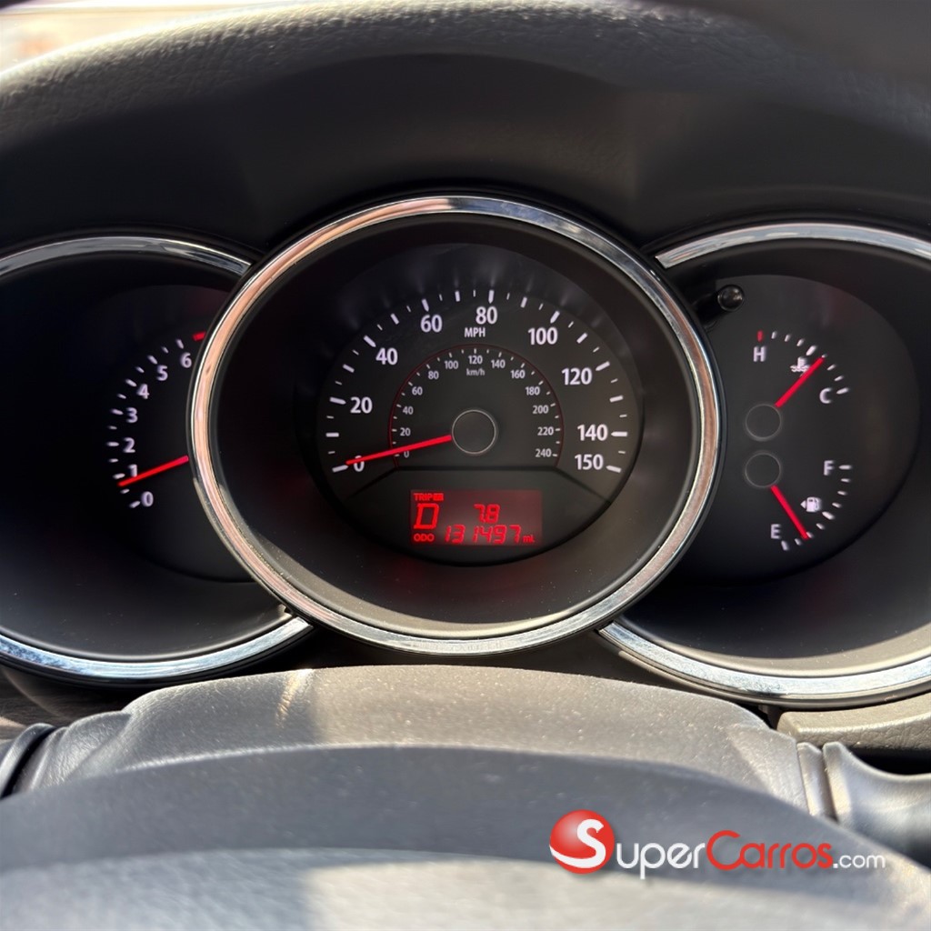 2012 Kia Sorento EX — foto 9 / 12