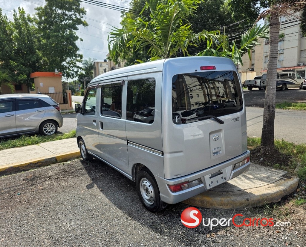 2022 Daihatsu Hijet Minivan — foto 5 / 8