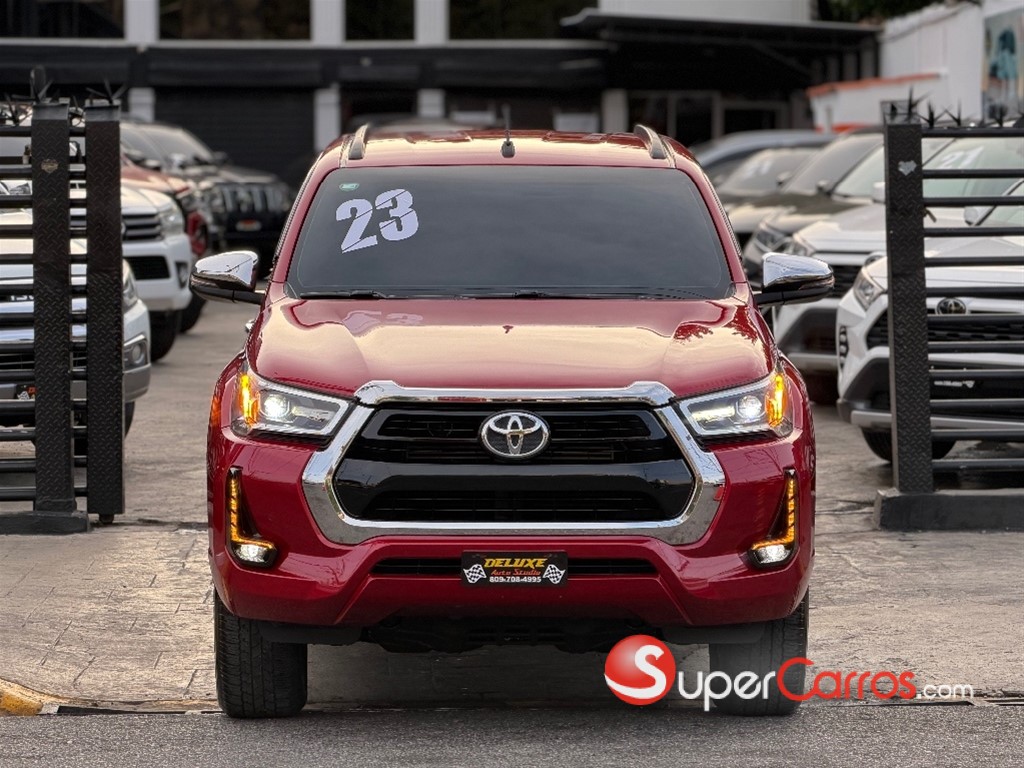2023 Toyota Hilux SRV — foto 2 / 12