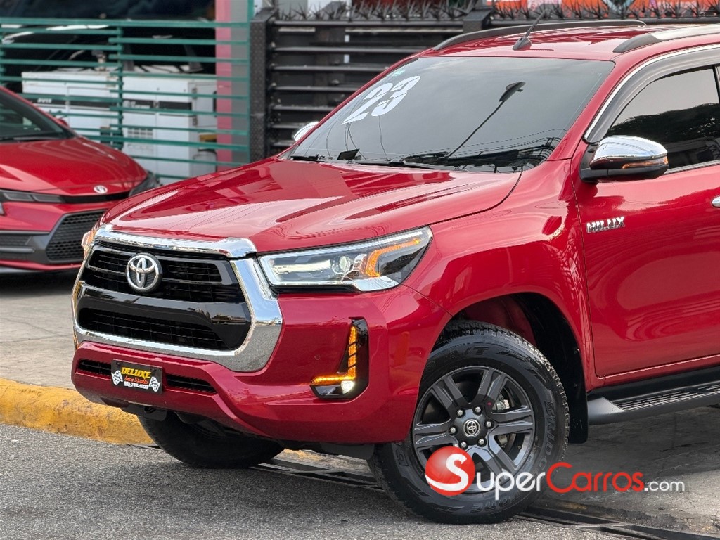 2023 Toyota Hilux SRV — foto 5 / 12