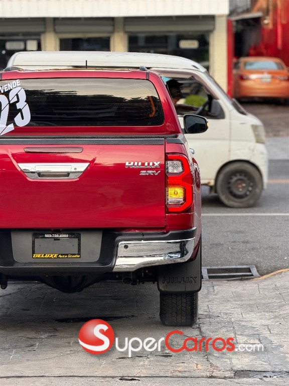 2023 Toyota Hilux SRV — foto 7 / 12