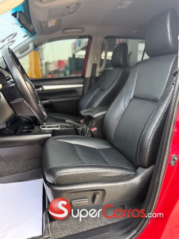 2023 Toyota Hilux SRV — foto 12 / 12