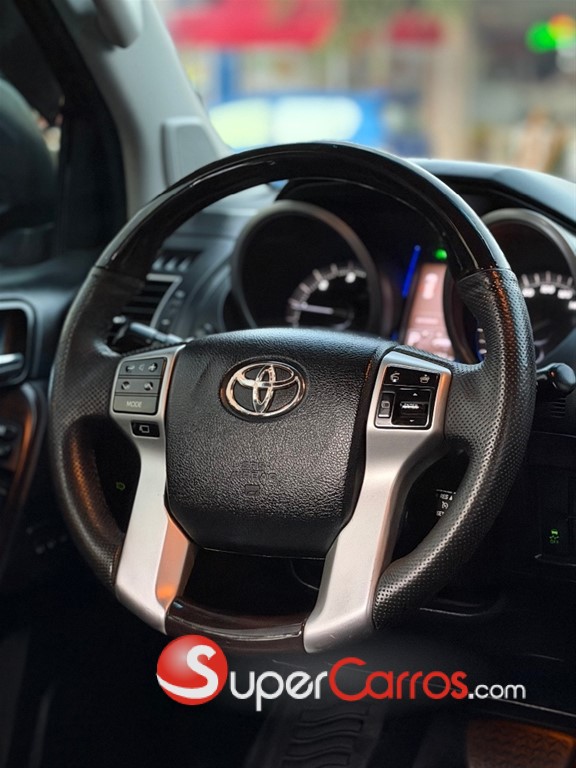2015 Toyota Land Cruiser Prado VXL — foto 11 / 12