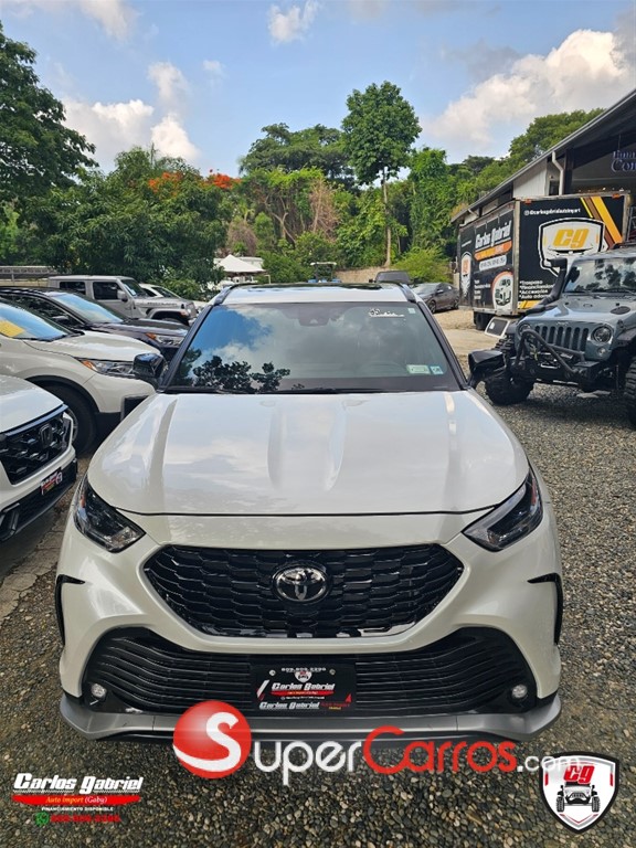 2024 Toyota Highlander XSE — foto 4 / 10