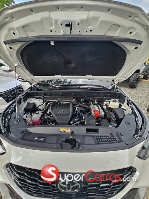 2024 Toyota Highlander XSE — foto 9 / 10