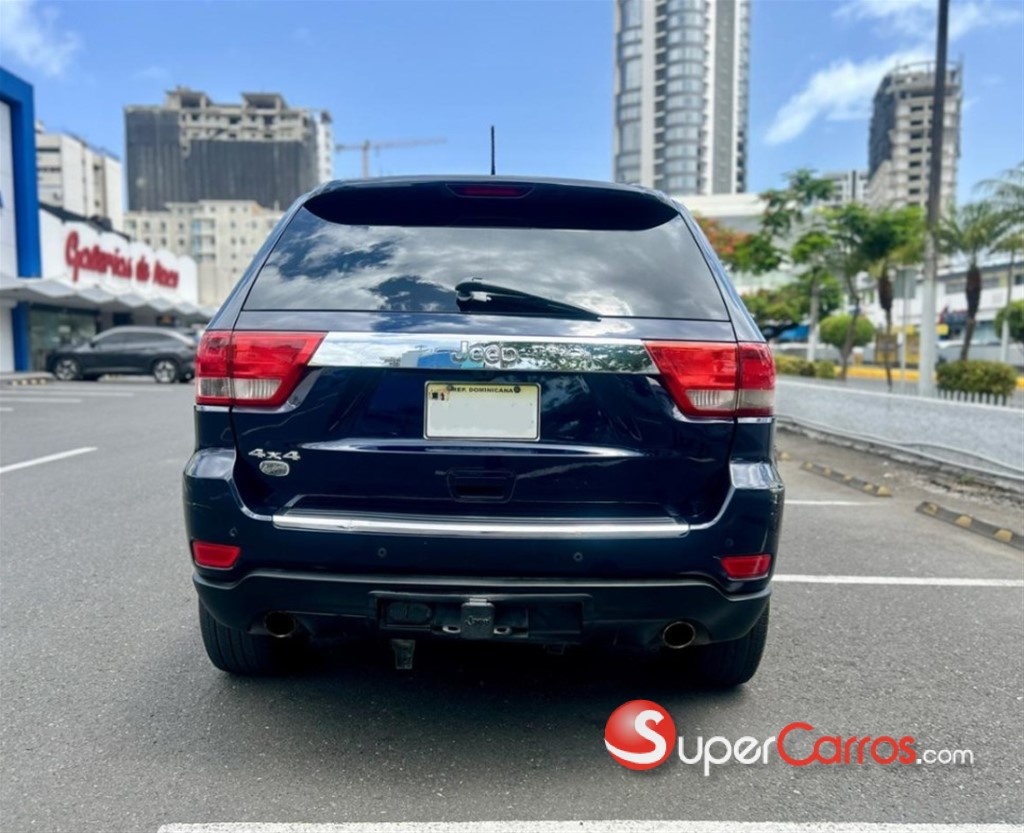 2011 Jeep Cherokee Overland — foto 2 / 10