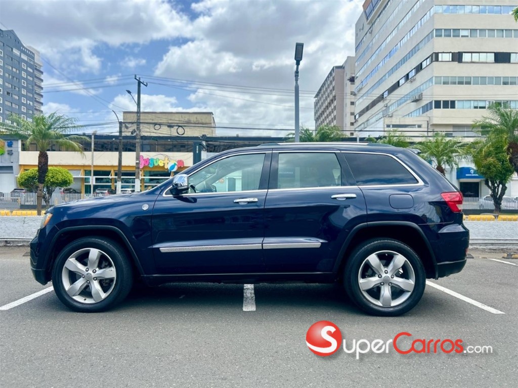 2011 Jeep Cherokee Overland — foto 10 / 10