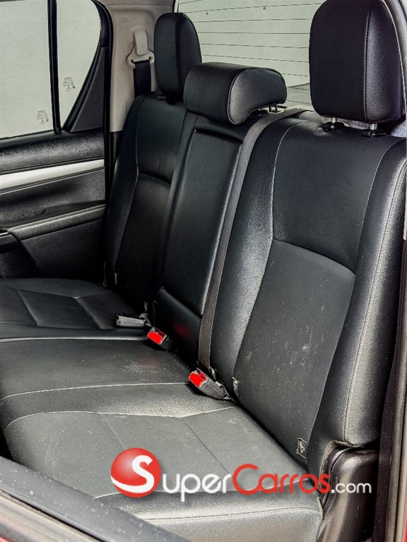 2023 Toyota Hilux Limited — foto 4 / 11