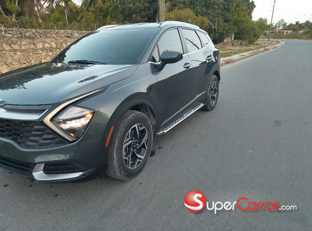 2023 Kia Sportage LX — foto 2 / 9
