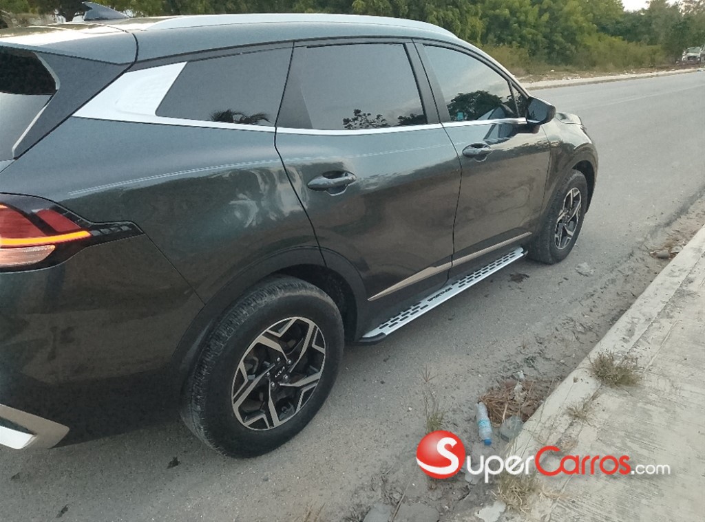 2023 Kia Sportage LX — foto 6 / 9