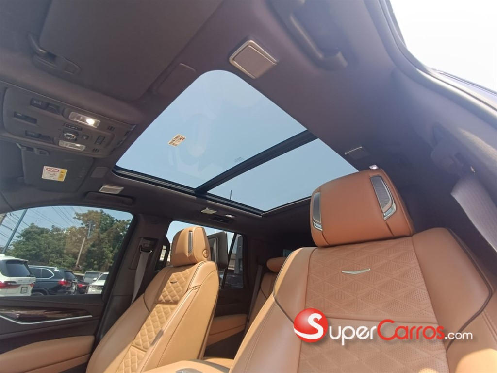 2023 Cadillac Escalade Premium Luxury — foto 9 / 12